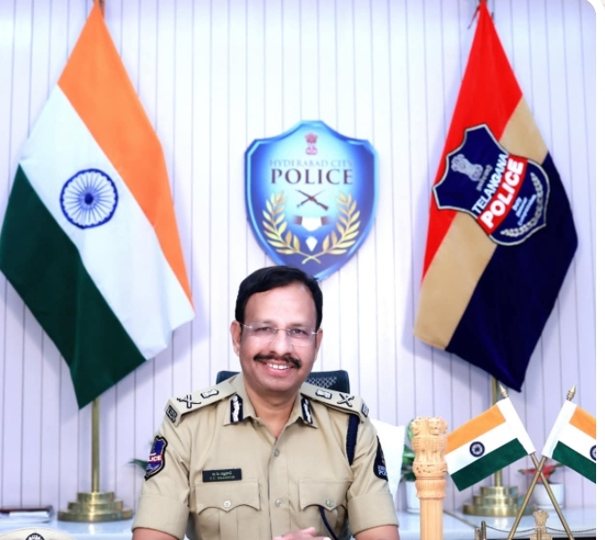 కించపరిచేలా ఆరోపణలు..సజ్జనార్ నేతృత్వంలో సిట్..తెలంగాణ ప్రభుత్వం కీలక నిర్ణయం