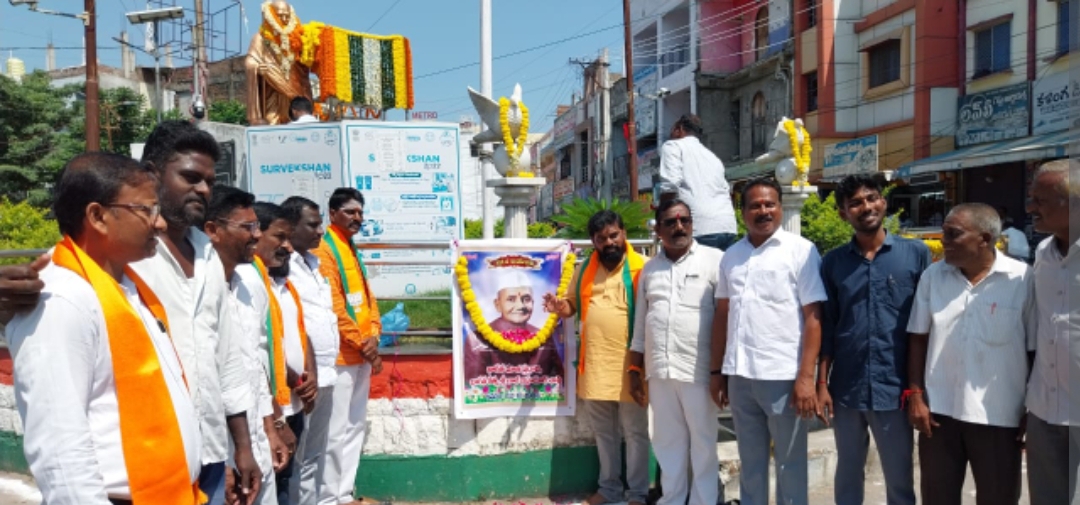 సిరిసిల్లలో ఘనంగా మహాత్మా గాంధీ, లాల్ బహుదూర్ శాస్త్రి  జయంతి వేడుకలు