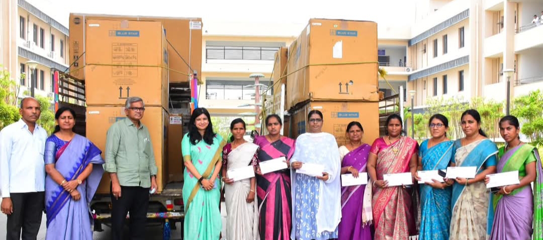 విద్యార్థుల ఆరోగ్య సంరక్షణకు ప్రత్యేక చర్యలు.. కలెక్టర్ గరిమ అగ్రవాల్