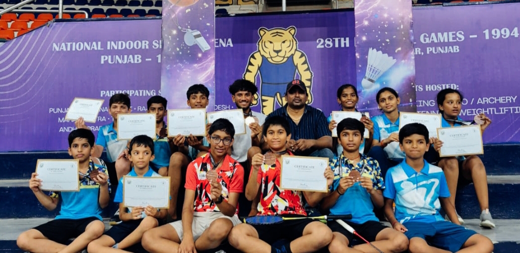 స్పోర్ట్స్ హ్యాకథాన్ అథ్లెటిక్స్ క్రీడ పోటీల్లో జిల్లాను వరించిన పతకాలు 