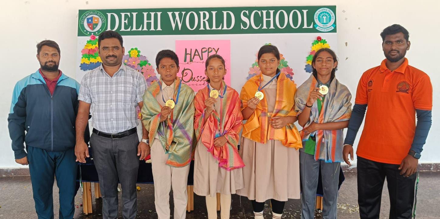 పరుగు పందెంలో దేవి ప్రియ మొదటి స్థానం