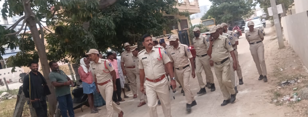 సోషల్ మీడియాలో రెచ్చగొట్టే పోస్టులు పెడితే కఠిన చర్యలు తప్పవు : కొత్తూరు సీఐ నర్సయ్య