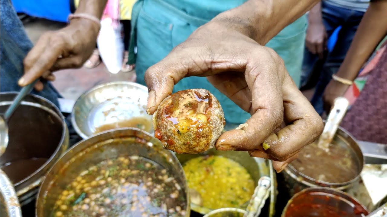 పానీ పూరీ తిని 50 మంది అస్వస్థత