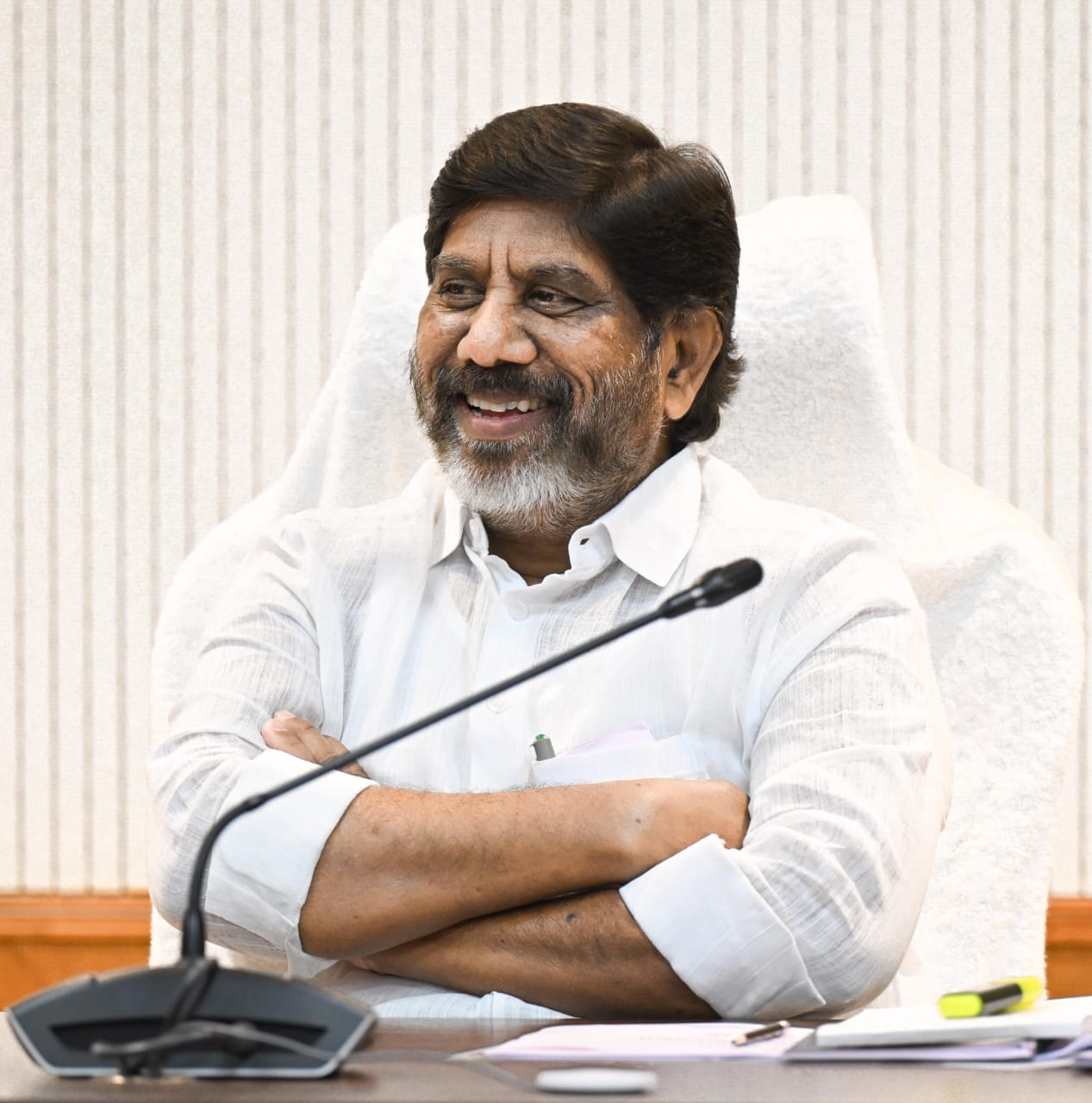 ప్రభుత్వ ఉద్యోగులు, పెన్షనర్లకు తీపి కబురు