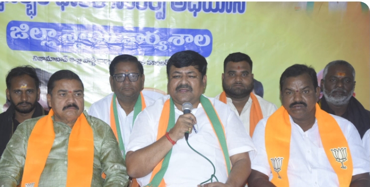 అవినీతి, నిర్లక్ష్యం, అమలు కానీ హామీలు... ఇదే కాంగ్రెస్ 2 సంవత్సరాల పాలన