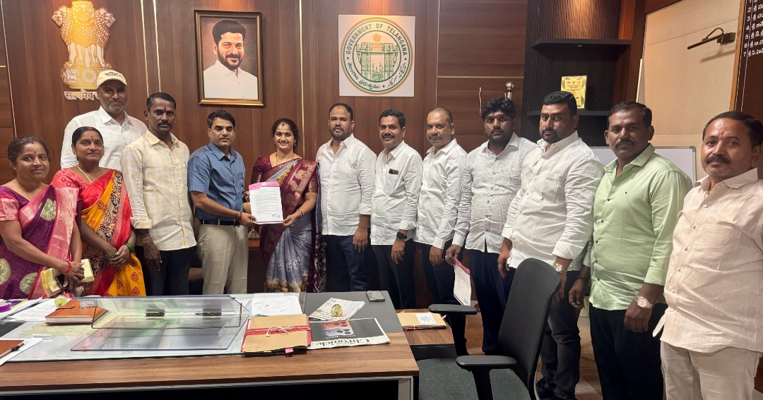 మున్సిపల్ సమస్యలపై ఉన్నతాధికారులు వెంటనే స్పందించాలి...