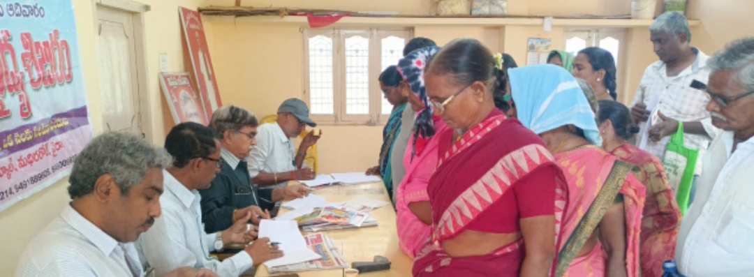 ఉచిత వైద్యం అందించాల్సిన బాధ్యత ప్రభుత్వానిది