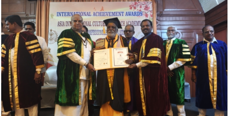 ఇందూరుకు చెందిన ప్రముఖ ఆధ్యాత్మికవేత్త, గురోసపకులు ఇప్పకాయల హరిదాసు కు డాక్టరేట్ పురస్కారం