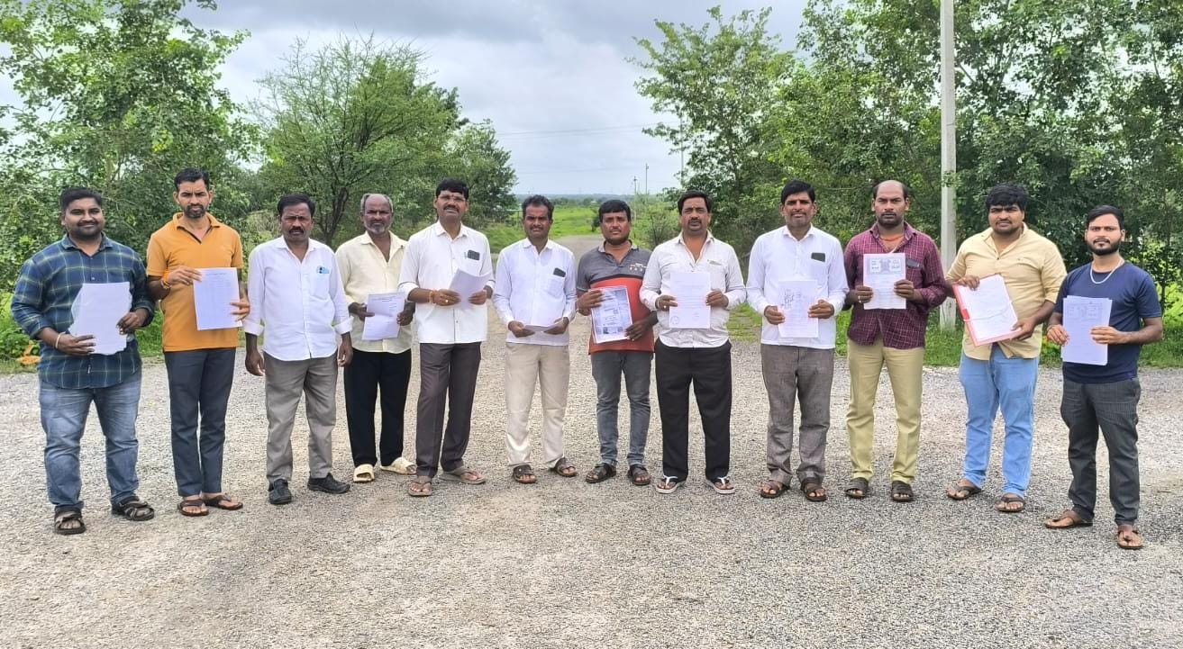 బైపాస్ రోడ్డులో ప్లాట్లు కోల్పోతున్న తమకు న్యాయం చేయాలి