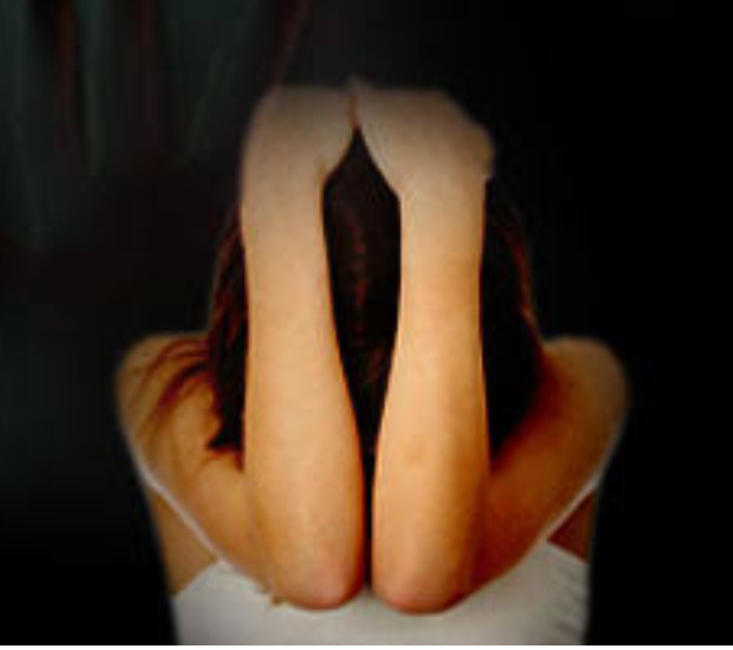 ఇన్&zwnj;స్టాగ్రాంలో పరిచయమైన యువతిని 20 రోజులు ఓయో గదిలో బంధించిన యువకుడు