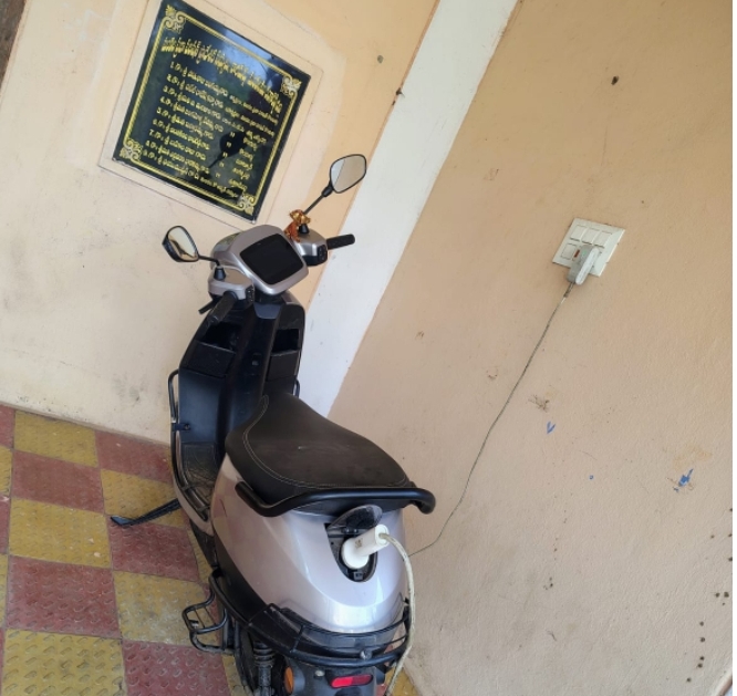 ప్రభుత్వ విద్యుత్తు.. వ్యక్తిగత వాడకం