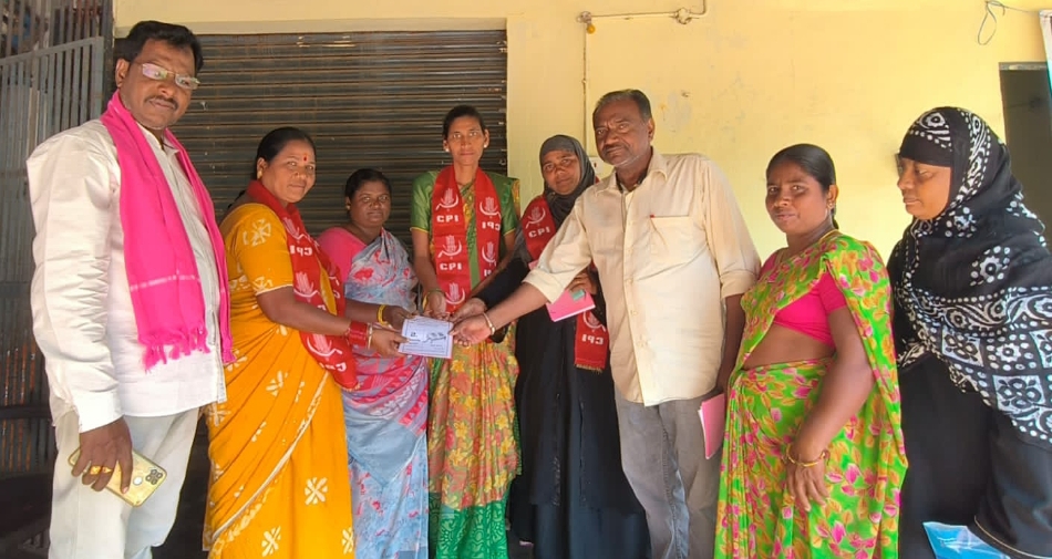 ప్రచారంలో దూసుకుపోతున్న వజ్జా ఈశ్వరి 