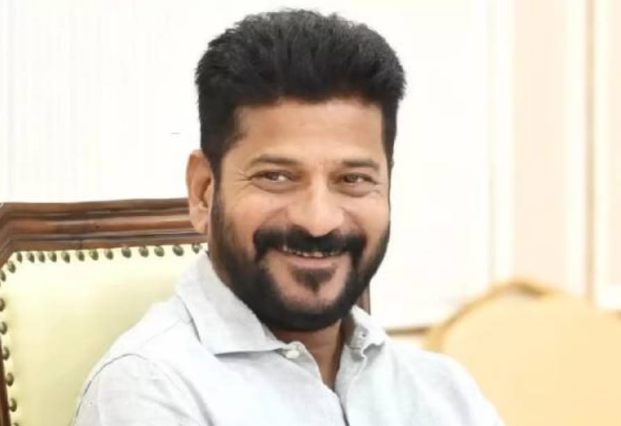 రేవంత్ &ndash; లౌక్యం తెలిసిన సీఎం !