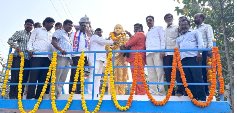 ఆదే ప్రవీణ్ ఆధ్వర్యంలో ఘనంగా సావిత్రి బాయి పూలే జయంతి వేడుకలు