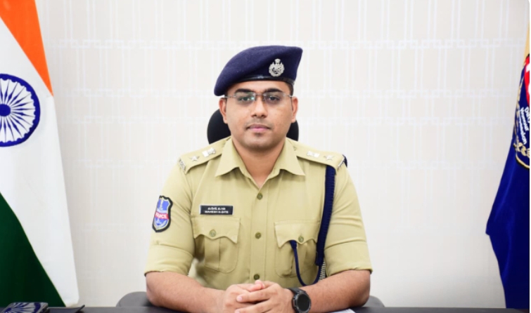 రాజన్న సిరిసిల్ల జిల్లా : జిల్లా పరిధిలో పోలీస్ యాక్ట్ అమలు : జిల్లా ఎస్పీ మహేష్ బి.గితే
