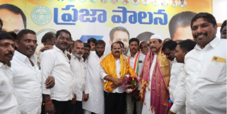 శ్రీరంగపురం సర్పంచ్, ఉపసర్పంచ్ వార్డు సభ్యులకు సన్మానించిన ఎమ్మెల్యే వీర్లపల్లి శంకర్