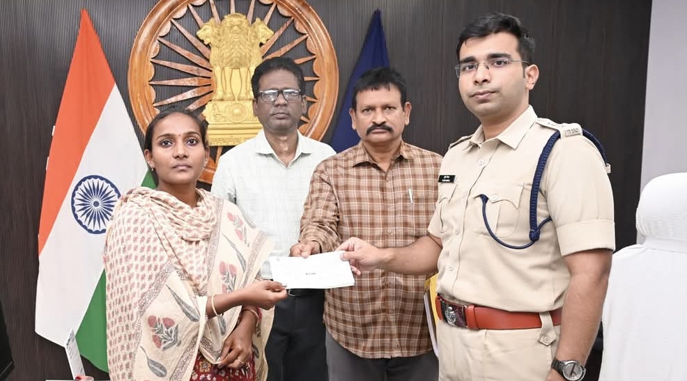 మానవత్వం చాటుకున్న పోలీస్ శాఖ