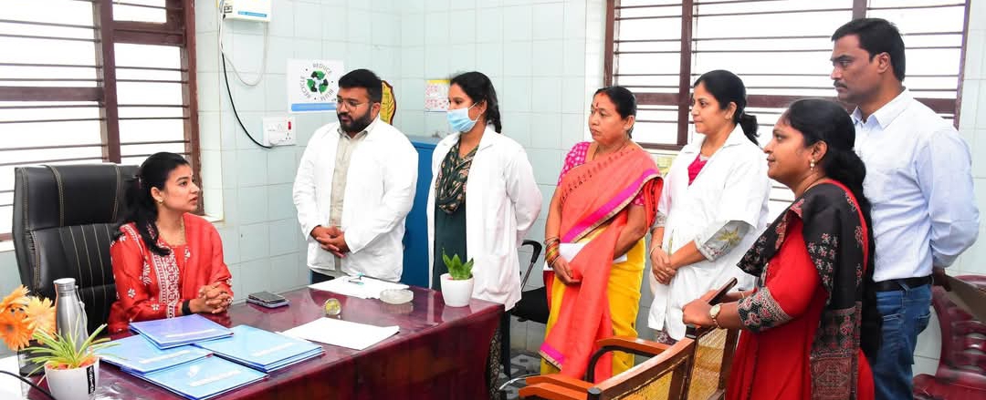 రోగులకు మెరుగైన వైద్య సేవలు అందించాలి : కలెక్టర్ గరిమ అగ్రవాల్