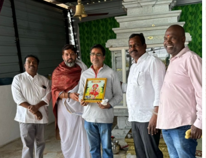 రాజా శ్యామల దేవి నవరాత్రుల సందర్భంగా శ్రీ వారాహి దేవాలయానికి కృష్ణశిల స్టోన్ రాక 