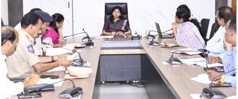 మాదక ద్రవ్యాల నియంత్రణకు సమన్వయంతో పనిచేయాలి : జిల్లా కలెక్టర్ స్నేహ శబరీష్