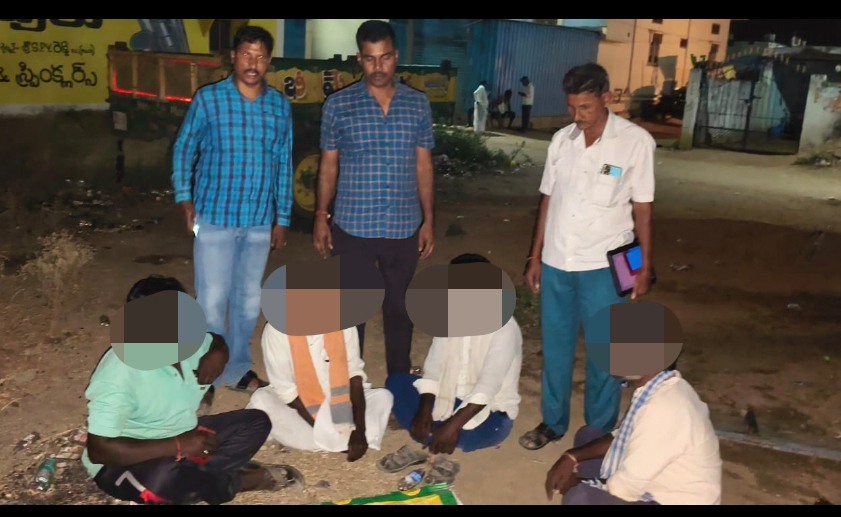లింగంపేట్, పిట్లం పోలీసుల దాడుల్లో జూదరుల అరెస్ట్