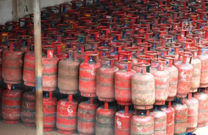 బుకింగ్ ఆలస్యమై డెలివరీ కాకపోతే...