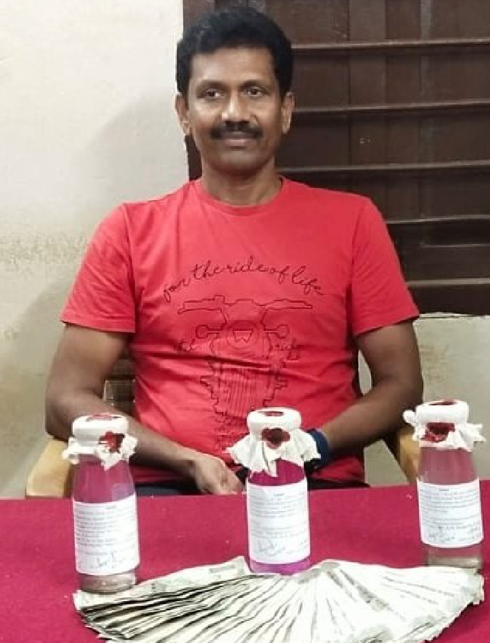 లంచం తీసుకుంటూ ఏసీబీ కి చిక్కిన వ్యవసాయ అధికారి