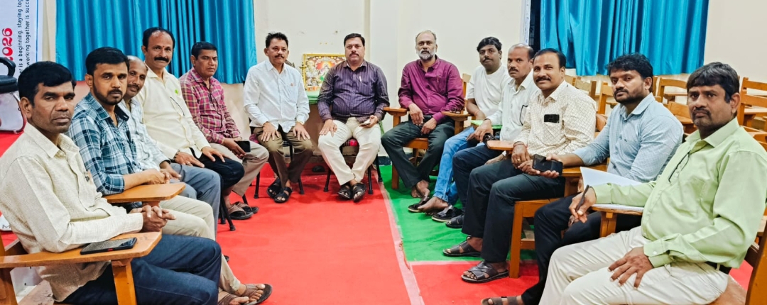 హిందీ భాషాభివృద్ధి కి కృషి... హిందీ ఫోరం అధ్యక్షులు ఇంద్రశేఖర్