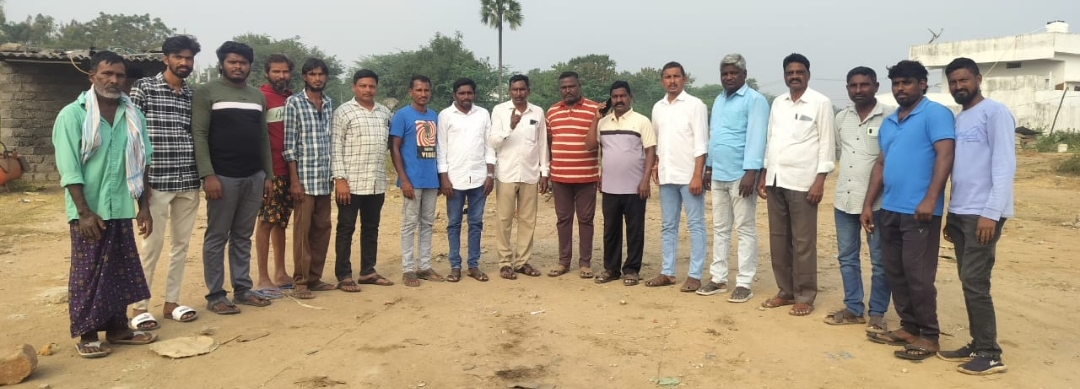 కర్ల రాజేష్ మృతికి కారణమైన చిలుకూరు ఎస్సైను సస్పెండ్ చేయాలని డిమాండ్