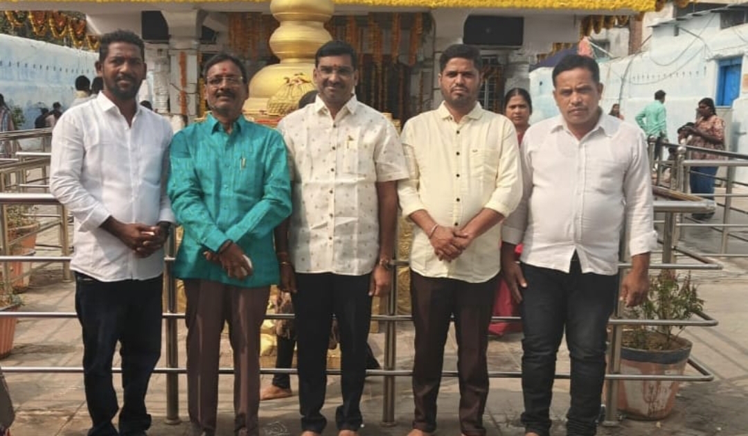వెంకటేశ్వర దేవాలయంలో ప్రత్యేక పూజలు నిర్వహించిన తేదాపా శ్రేణులు