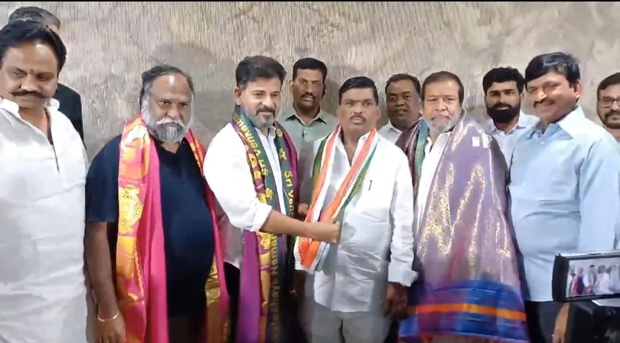 కాంగ్రెస్&zwnj;లో చేరిన మరో బీఆర్ఎస్ ఎమ్మెల్యే