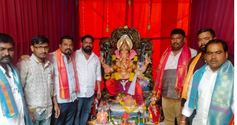 వినాయక నవరాత్రి ఉత్సవాలు పాల్గొన్న ఓయూ జేఏసీ చైర్మన్ కొత్తపల్లి తిరుపతి