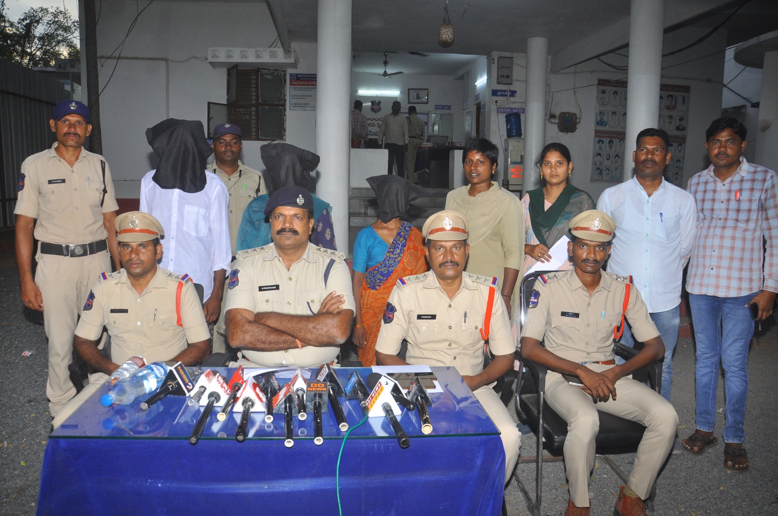 అల్లుడిని చంపిన కేసులో నిందితుల అరెస్ట్