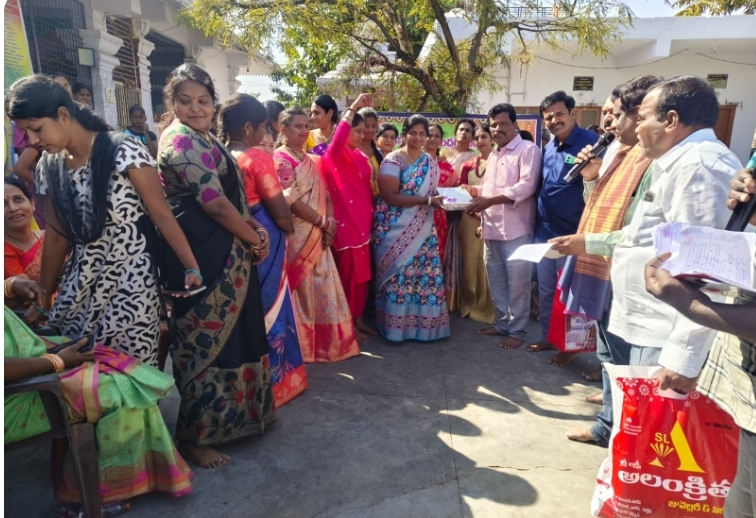 సంక్రాంతి సందర్భంగా శివాలయం విద్యానగర్ కాలనీ సంఘం ఆధ్వర్యంలో ముగ్గుల పోటీలు