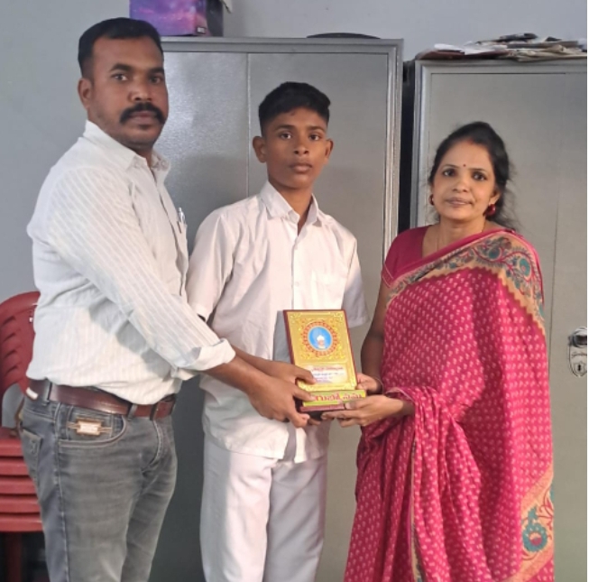 సిరిసిల్ల విద్యార్థి రాష్ట్ర స్థాయి ఫుట్&zwnj;బాల్ పోటీలకు ఎంపిక