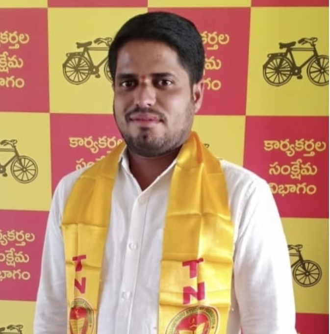 స్కాలర్షిప్స్,ఫీజు రీయింబర్స్మెంట్ పై కాంగ్రెస్ ప్రభుత్వం స్పందించాలి-మోతె రాజిరెడ్డి