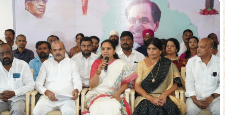 స్థానిక సంస్థల్లో బీసీ రిజర్వేషన్లు పెంచకుండా ఎన్నికలకు పోవద్దు : ఎమ్మెల్సీ కల్వకుంట్ల కవిత