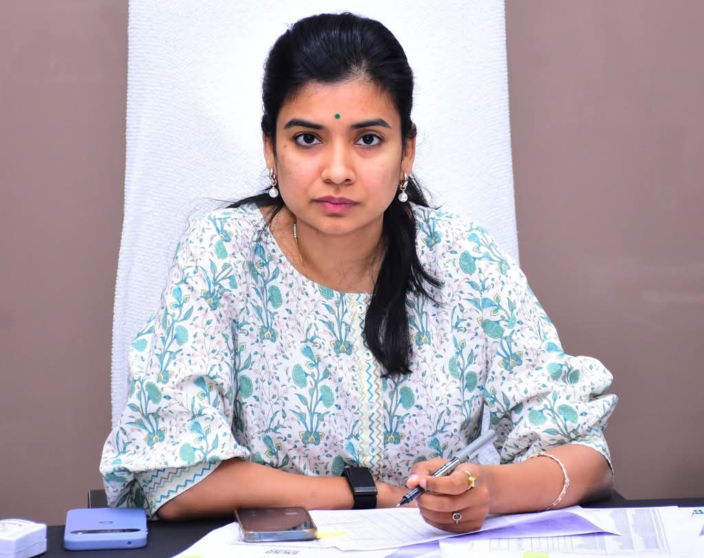 హమాలీల సంఖ్య పెంచి అన్ లోడింగ్ చేయాలి: సిరిసిల్ల జిల్లా కలెక్టర్ గరిమ అగ్రవాల్