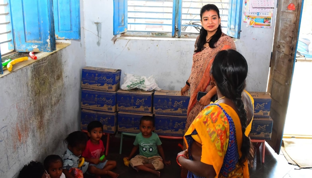 అంగన్వాడీ  కేంద్రాన్ని ఆకస్మిక తనిఖీ చేసిన రాజన్న సిరిసిల్ల జిల్లా కలెక్టర్ గరిమ అగ్రవాల్