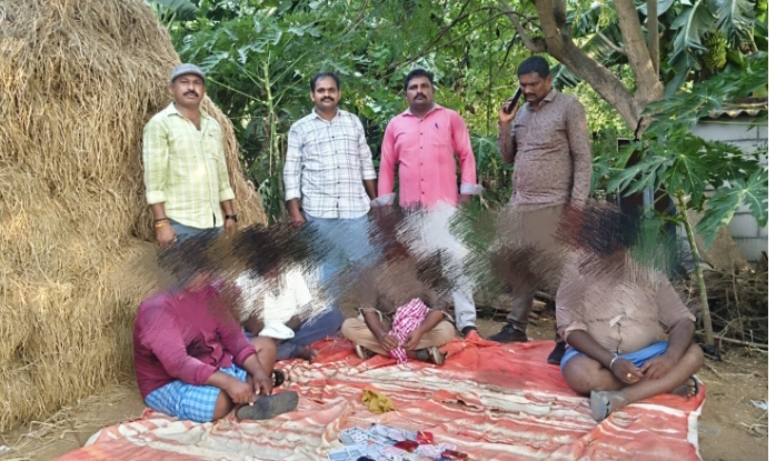 పేకాట స్థావరంపై పోలీస్ మెరుపు దాడి..