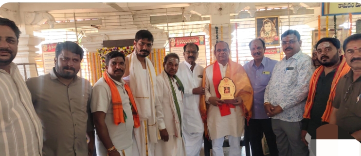 ఓంకారేశ్వర ఆలయా అభివృద్ధికి కృషి చేస్తా సైంటిస్ట్ పైడి ఎల్లారెడ్డి 