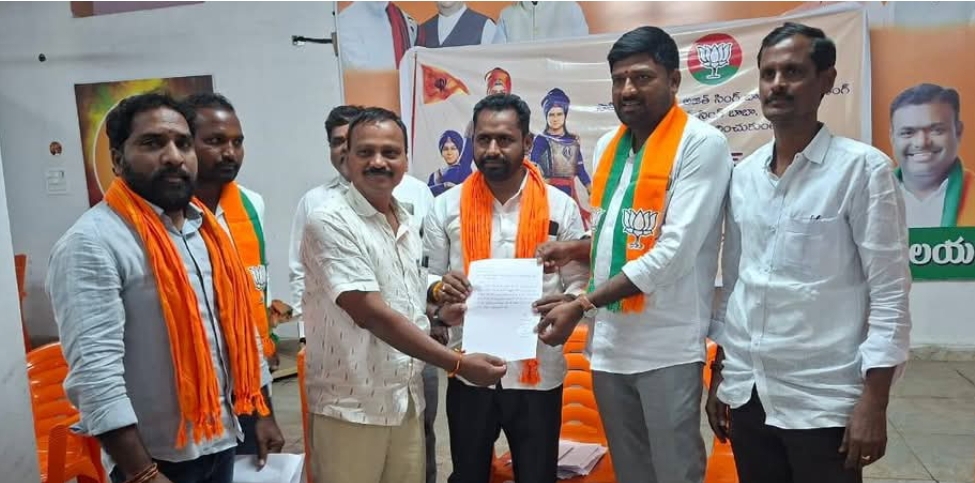 క్రమశిక్షణ, ఐక్యత, సమిష్టి కృషితోనే విజయాన్ని సాధించగలం : బిజెపి పట్టణ అధ్యక్షుడు దూమాల శ్రీకాంత్