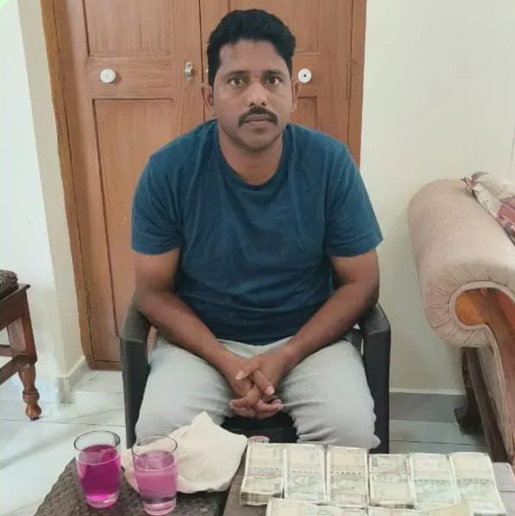 ఏసీబీకి చిక్కిన ఫారెస్ట్ ఆఫీసర్&zwnj;