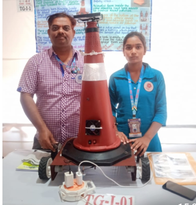 దక్షిణ భారత స్థాయి వైజ్ఞానిక ప్రదర్శనకు దమ్మన్నపేట్ విద్యార్థిని నందిని