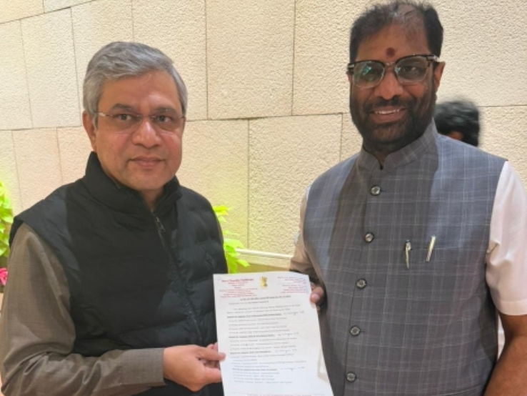 సూపర్ ఫాస్ట్ రైళ్లకు హాల్టింగ్ కల్పించండి... రద్దయిన రైళ్లను పునరుద్ధరించండి