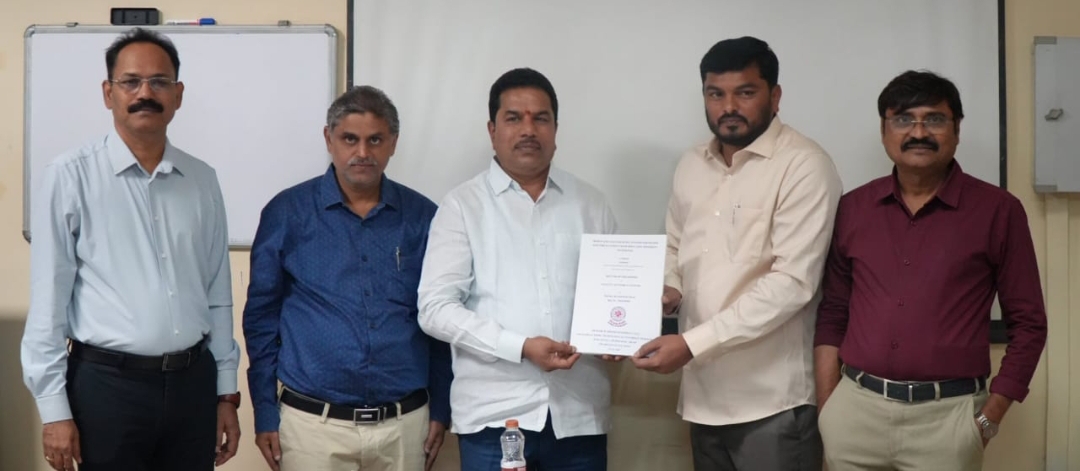 JNTUH -JAC చైర్మన్ & రాష్ట్ర ప్రధాన కార్యదర్శి మాల మహానాడు మంద రంజిత్ కుమార్ కి డాక్టరేట్ డిగ్రీ ప్రదానం